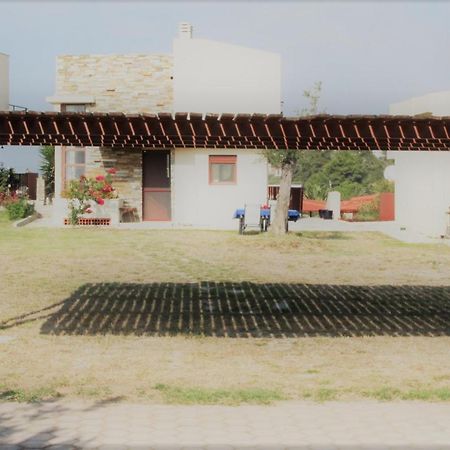 Oliviera Villa Lagomandra Exterior photo